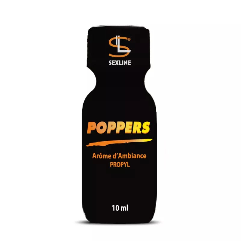 On voit sur un fond blanc un flacon de poppers. Le flacon est noir avec les écritures en jaune et orange.