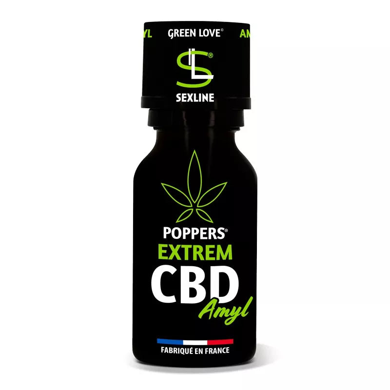 on voit sur un fond blanc un flacon de poppers avec du CBD à l'intérieur il y a une feuille de cbd sur le flacon. Le flacon est noir et vert.